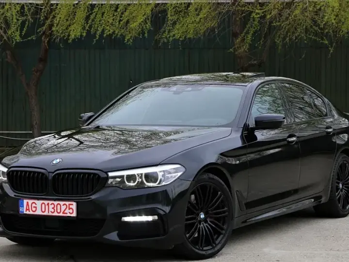 BMW Seria 5 520d Aut. M Sport Edition