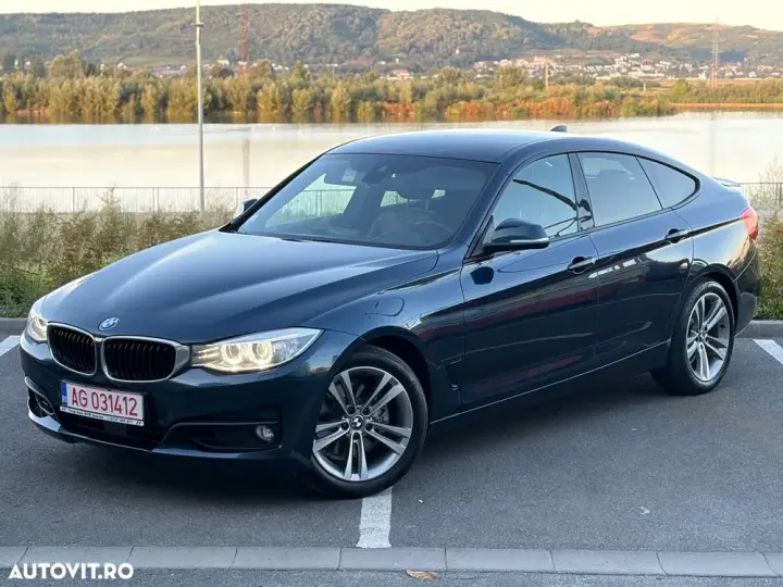 BMW Seria 3 325d Aut. Luxury Line