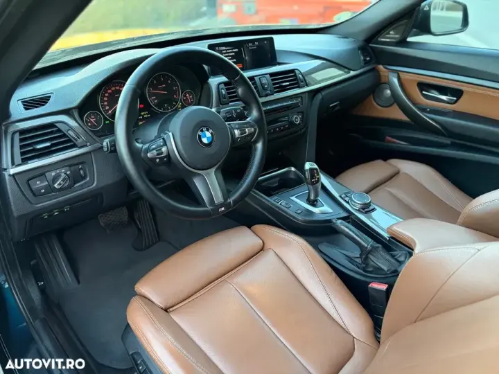BMW Seria 3 325d Aut. Luxury Line