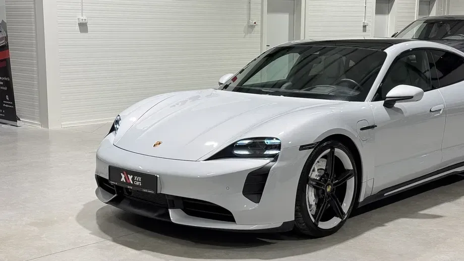 Porsche Taycan Turbo Sport — imagine 10