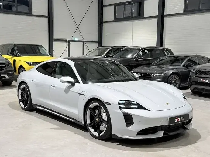 Porsche Taycan Turbo Sport