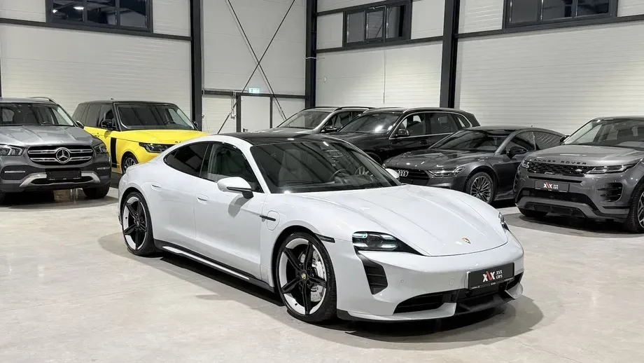 Porsche Taycan Turbo Sport — imagine 2