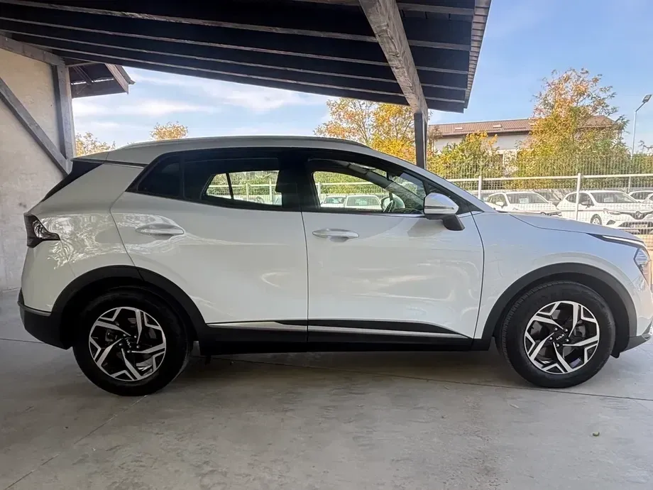 Kia Sportage V — imagine 8