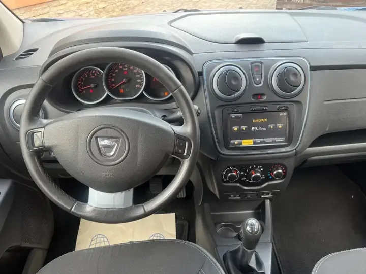 Dacia Lodgy