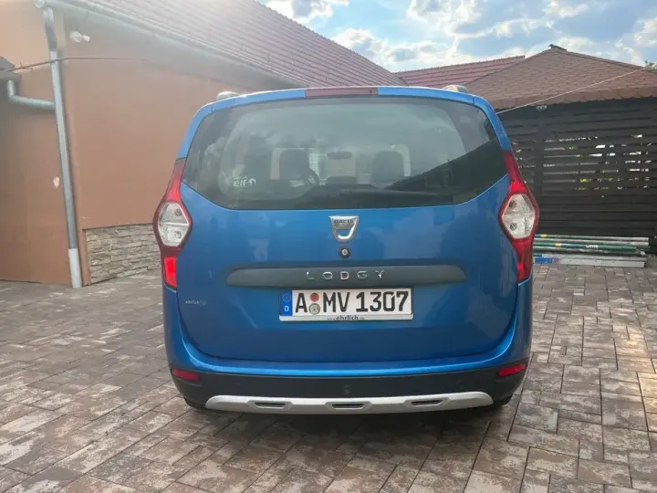 Dacia Lodgy