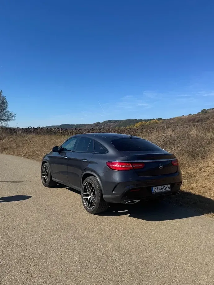 Mercedes-Benz GLE 350 d 4MATIC — imagine 3