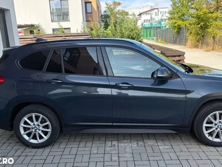 BMW X1 xDrive20i AT