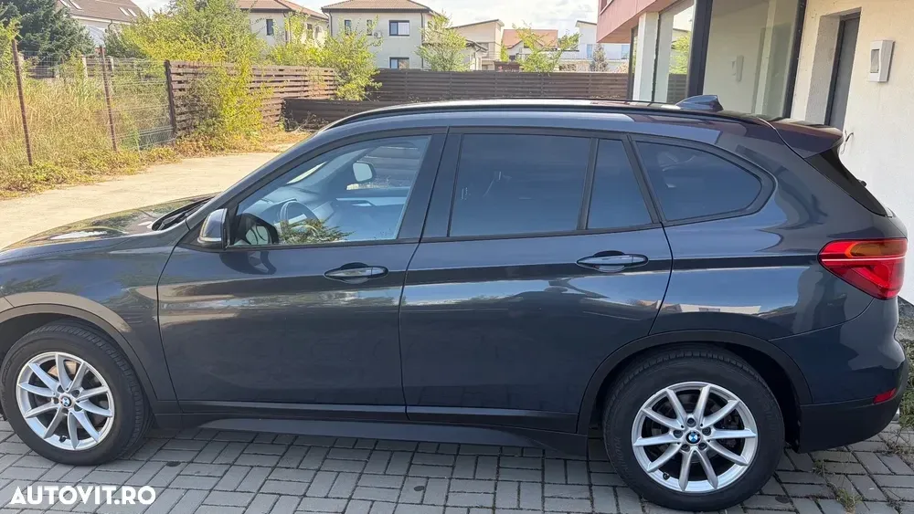 BMW X1 xDrive20i AT — imagine 6