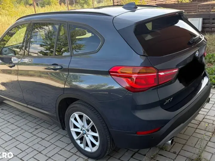 BMW X1 xDrive20i AT