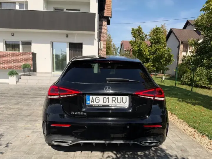 Mercedes-Benz A 250 W177/V177