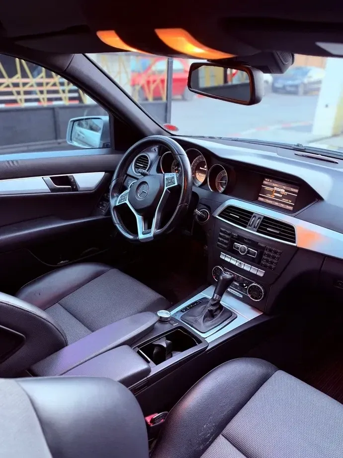 Mercedes-Benz C 200 d Aut. — imagine 9