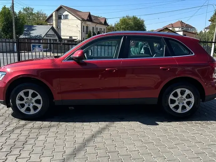 Audi Q5 8R 2.0 TDI Quattro
