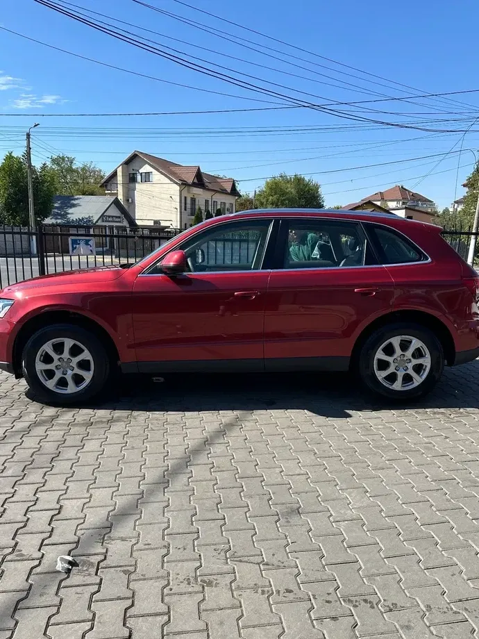 Audi Q5 8R 2.0 TDI Quattro — imagine 3