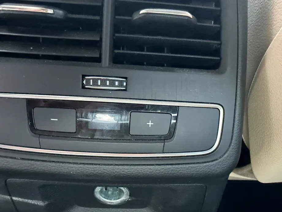 Audi A4 Limuzina — imagine 9
