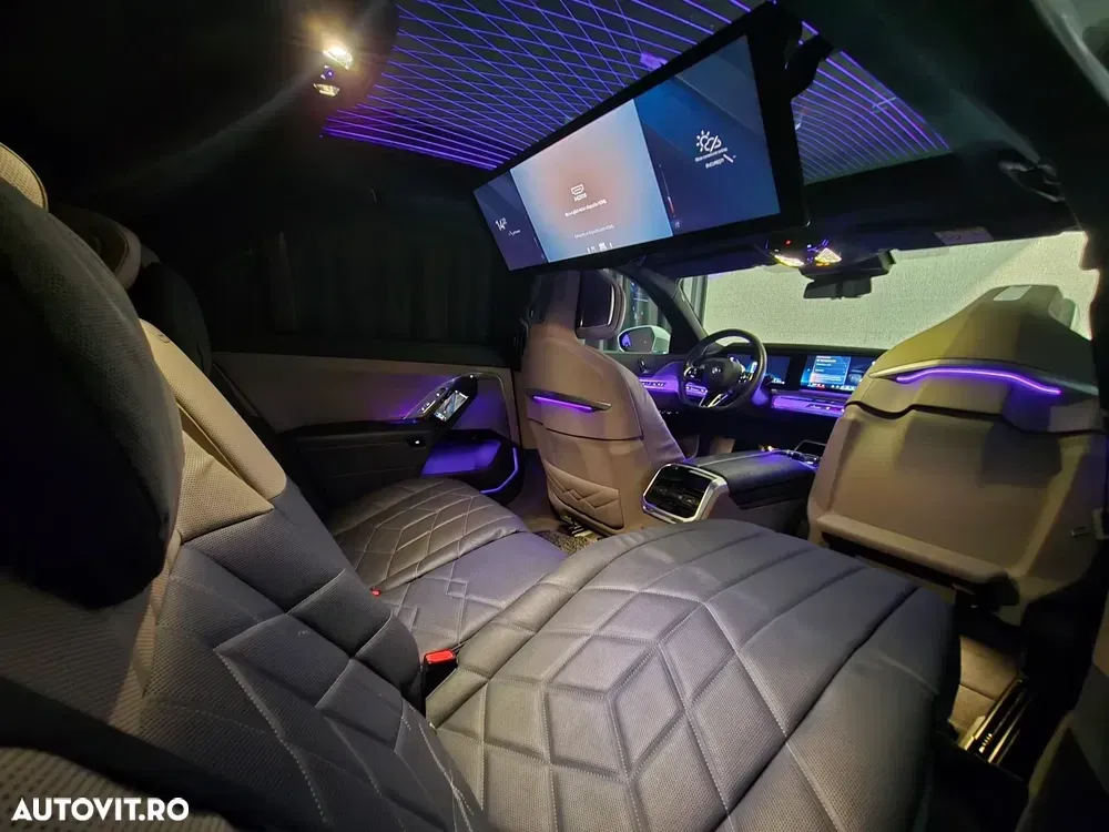 BMW Seria 7 G70 [2022-Prezent] — imagine 4