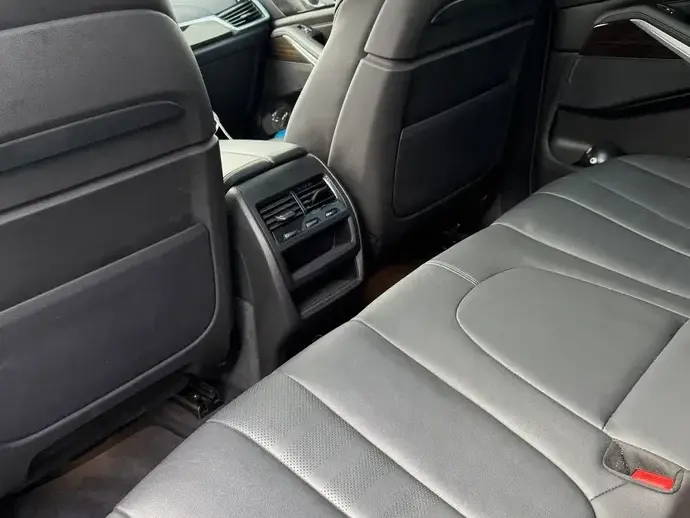 BMW X5 xDrive40i AT MHEV