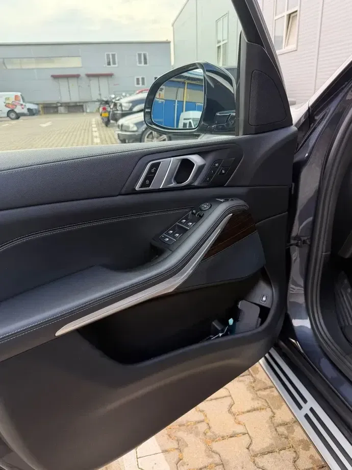 BMW X5 xDrive40i AT MHEV — imagine 5