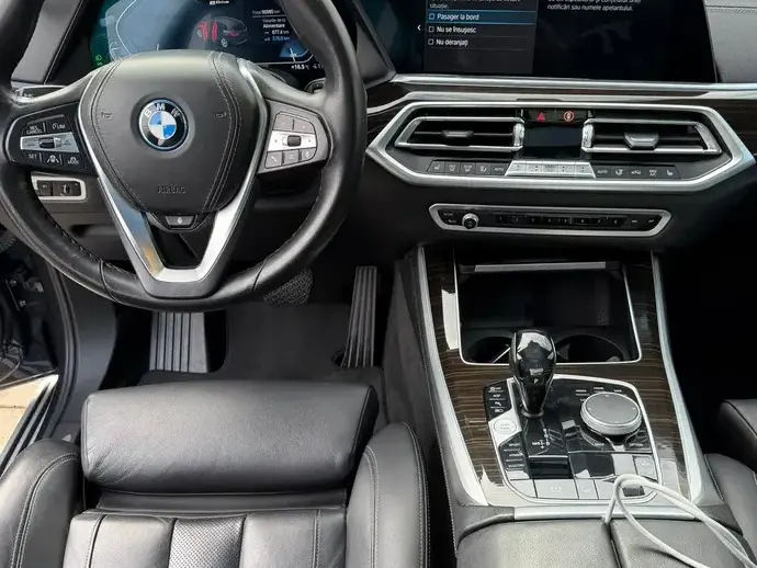 BMW X5 xDrive40i AT MHEV