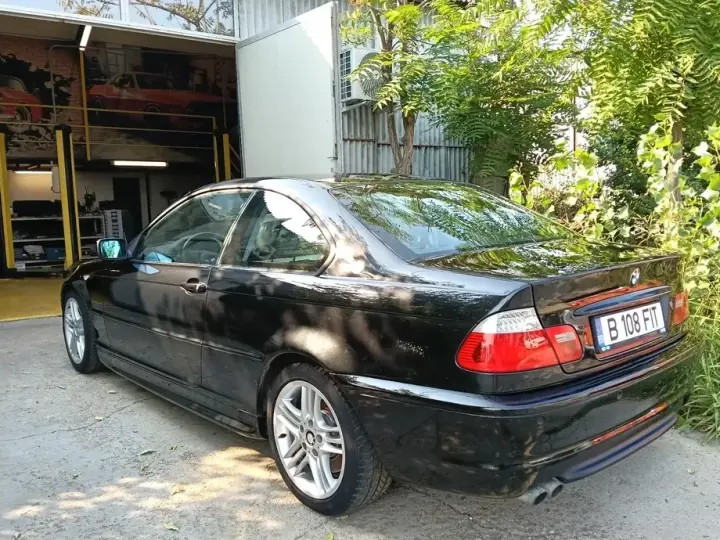 BMW Seria 3 E46 330 Ci Coupe