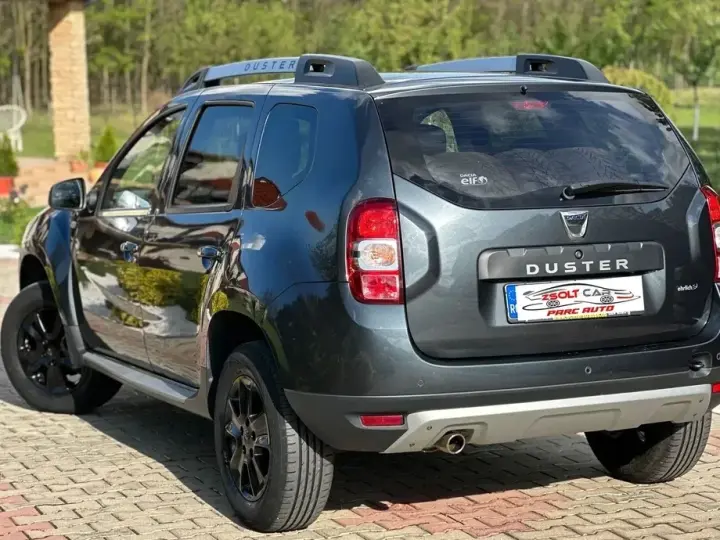 Dacia Duster I 1.6 4x2 Laureate