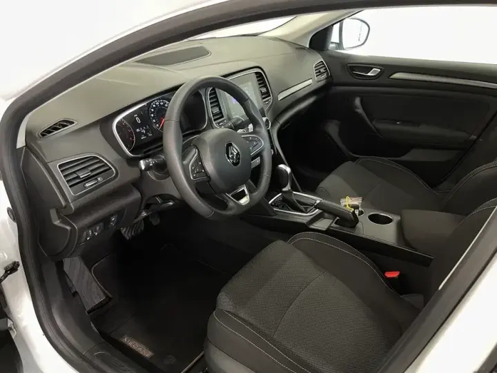 Renault Mégane IV TCe 140 EDC GPF Zen