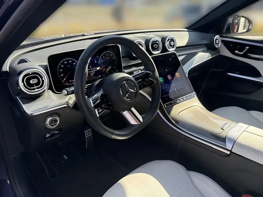 Mercedes-Benz C W206 300 MHEV 4MATIC — imagine 10