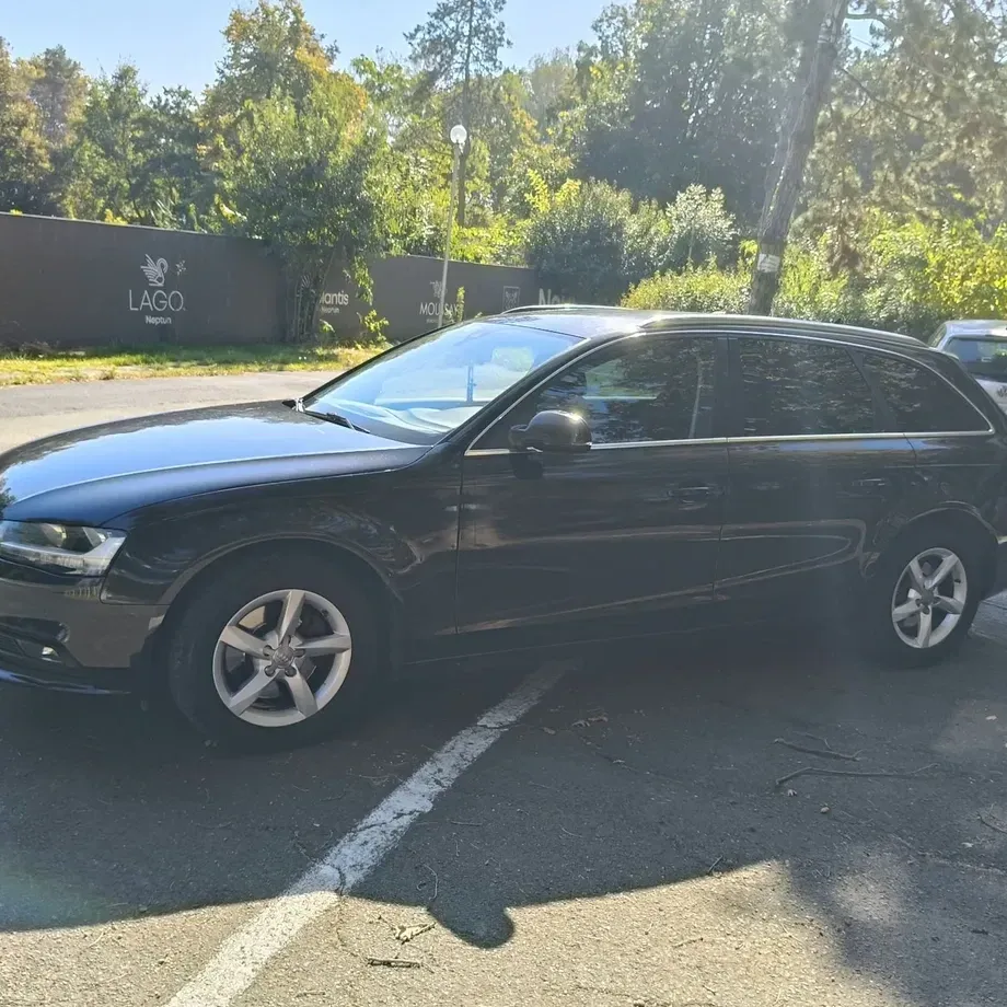 Audi A4 Limuzina B8 2.0 TDI — imagine 7