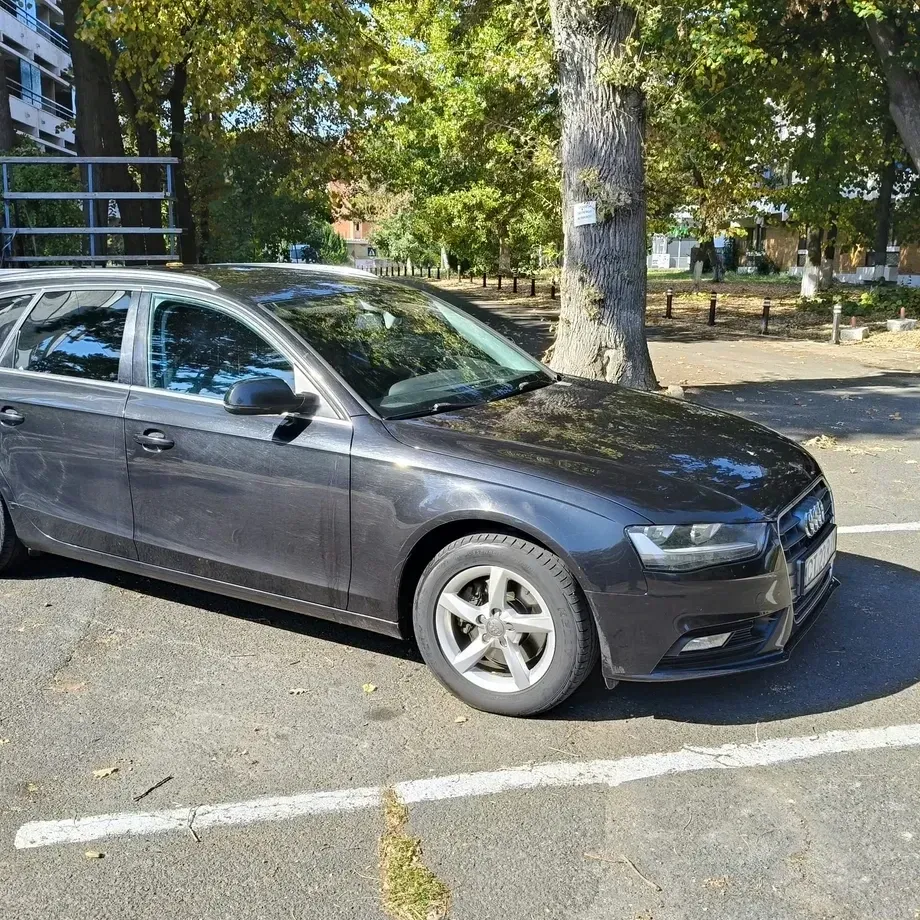 Audi A4 Limuzina B8 2.0 TDI — imagine 6