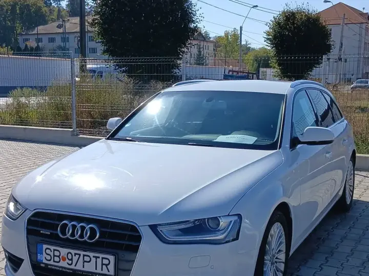Audi A4 Limuzina