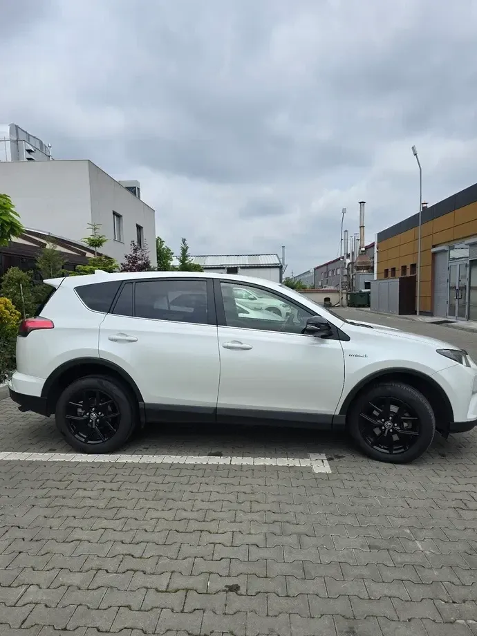Toyota RAV4 IV — imagine 5