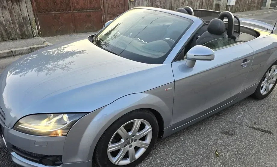 Audi TT 8S 1.8 TFSI — imagine 2