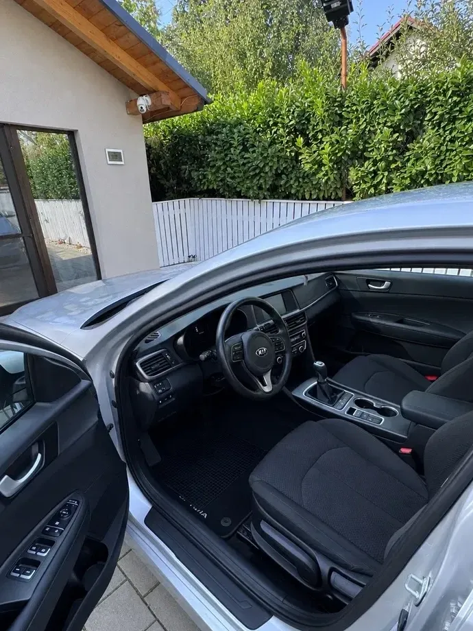 Kia Optima — imagine 9