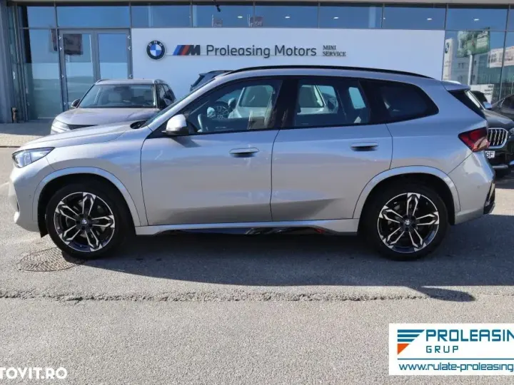 BMW X1 xDrive23i AT MHEV
