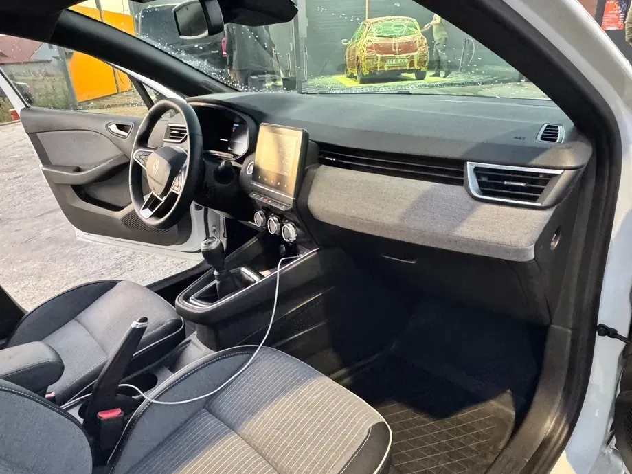 Renault Clio V — imagine 8