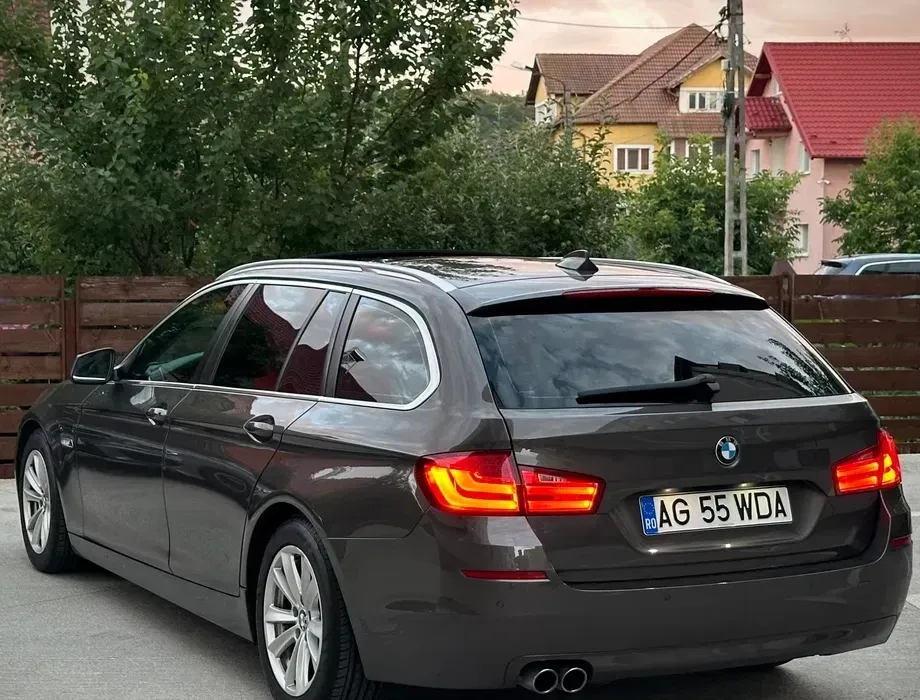 BMW Seria 5 F10/F11/F07 520d Aut. — imagine 6