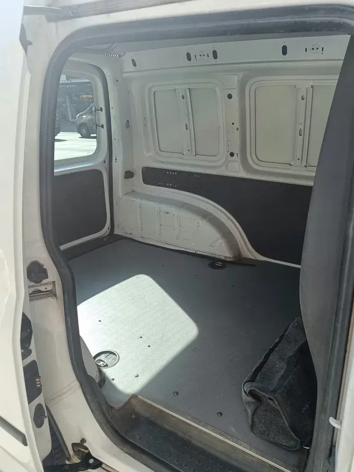 Volkswagen Caddy — imagine 2