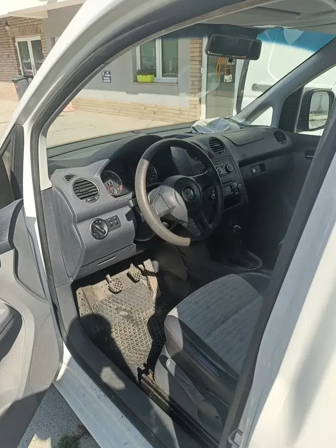 Volkswagen Caddy — imagine 5