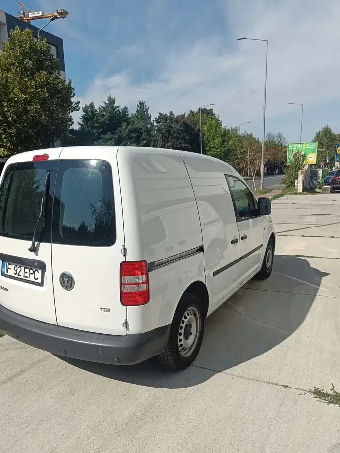 Volkswagen Caddy — imagine 3