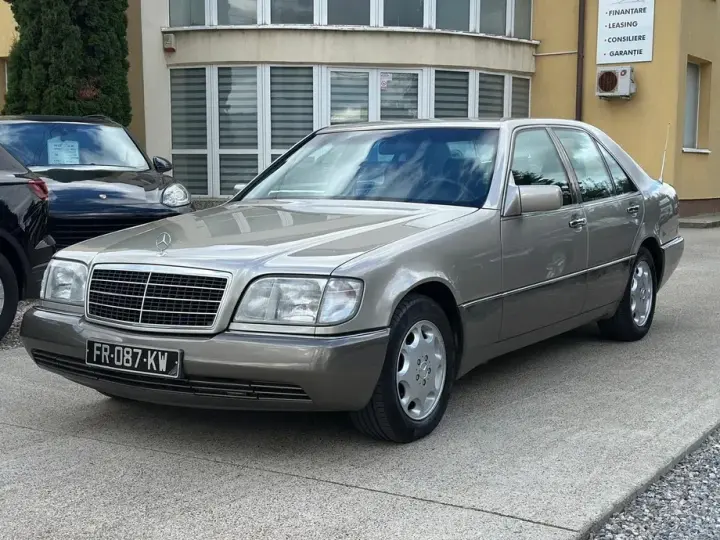Mercedes-Benz S