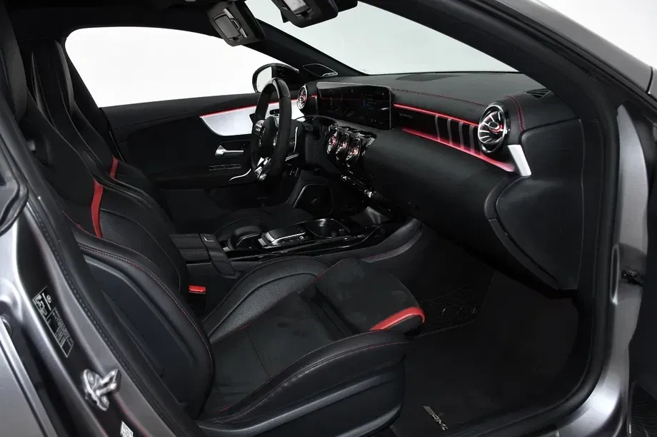 Mercedes-Benz CLA 45 AMG C118 S 4MATIC+ Coupe — imagine 8