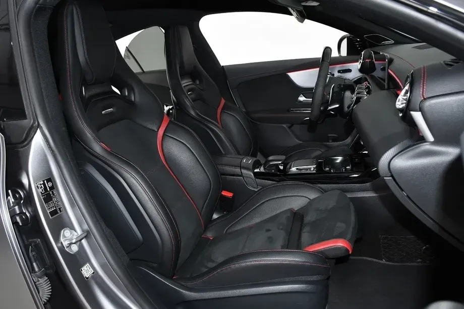 Mercedes-Benz CLA 45 AMG C118 S 4MATIC+ Coupe — imagine 9