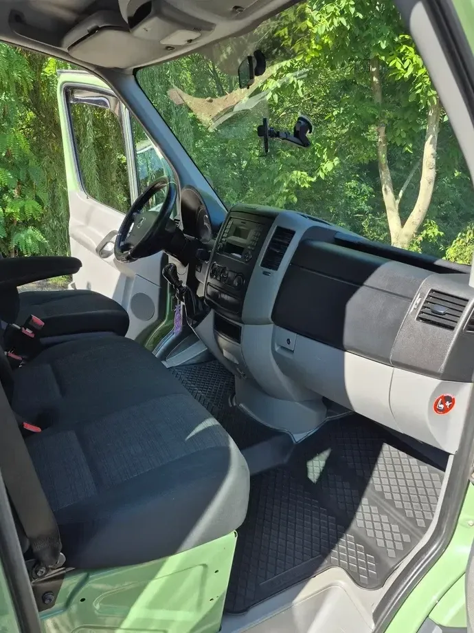 Mercedes-Benz Sprinter Doka — imagine 9