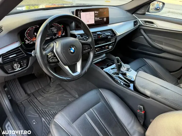 BMW Seria 5 G30/G31 [2017 - Prezent] 518d Aut. Luxury Line
