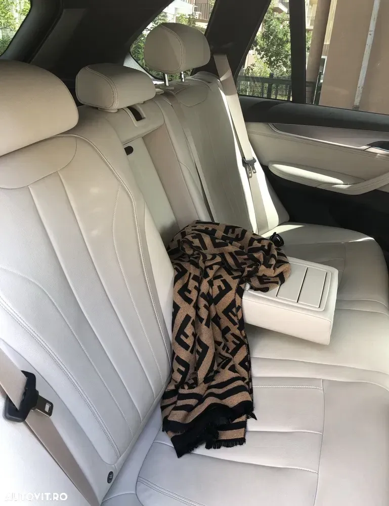 BMW X5 — imagine 5