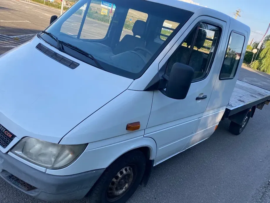 Mercedes-Benz Sprinter — imagine 3