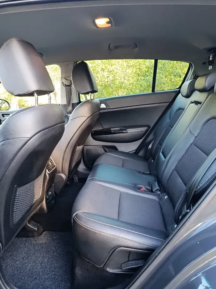 Kia Sportage — imagine 8