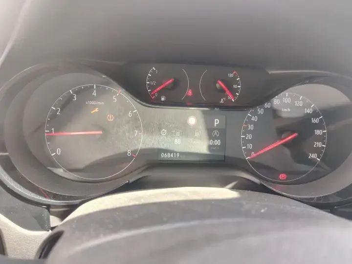 Opel Corsa F