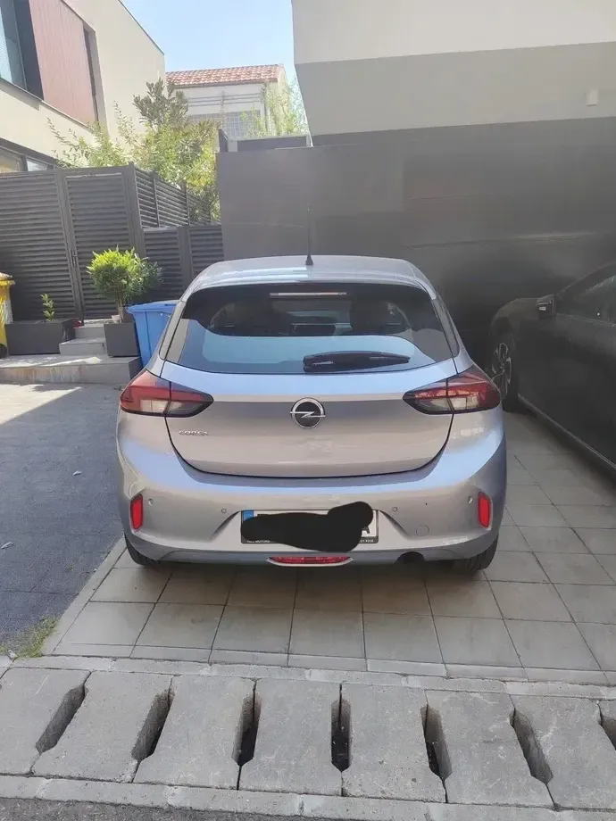 Opel Corsa F — imagine 3