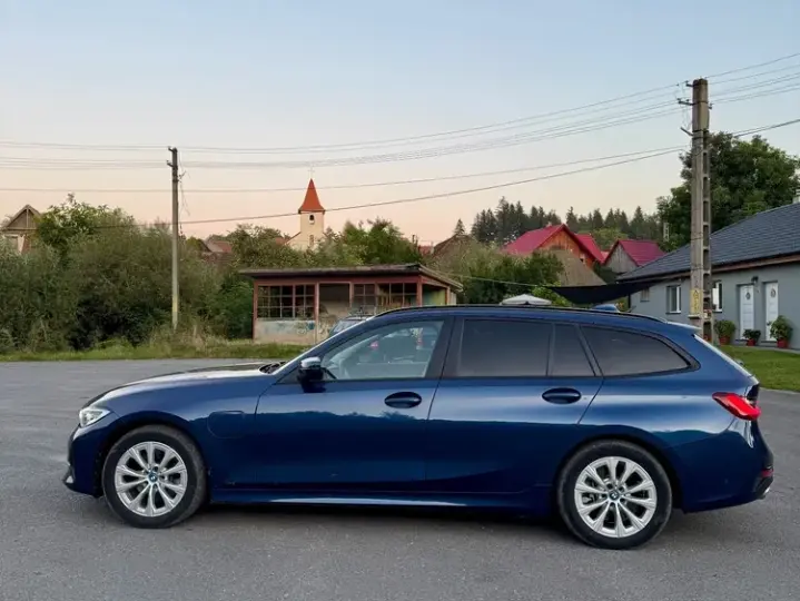 BMW Seria 3 G20/G21 [2018 - Prezent] 320i Aut. Luxury Line