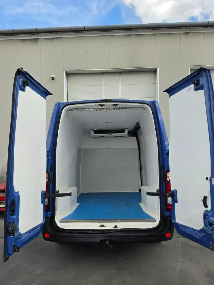 Renault Master — imagine 9
